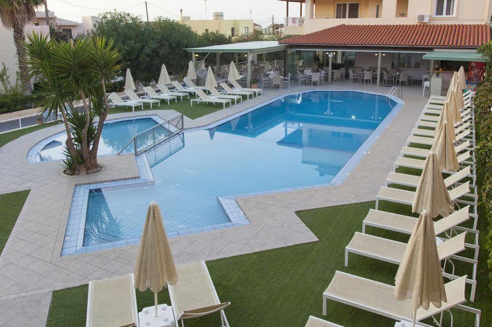 Blue Sky Apartamento Agia Marina Exterior foto